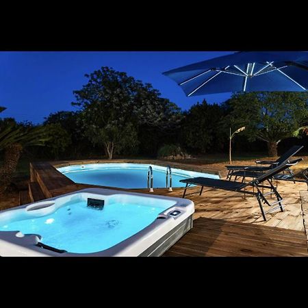 Villa Elena With Jacuzzi Kastro-Kyllini Bagian luar foto